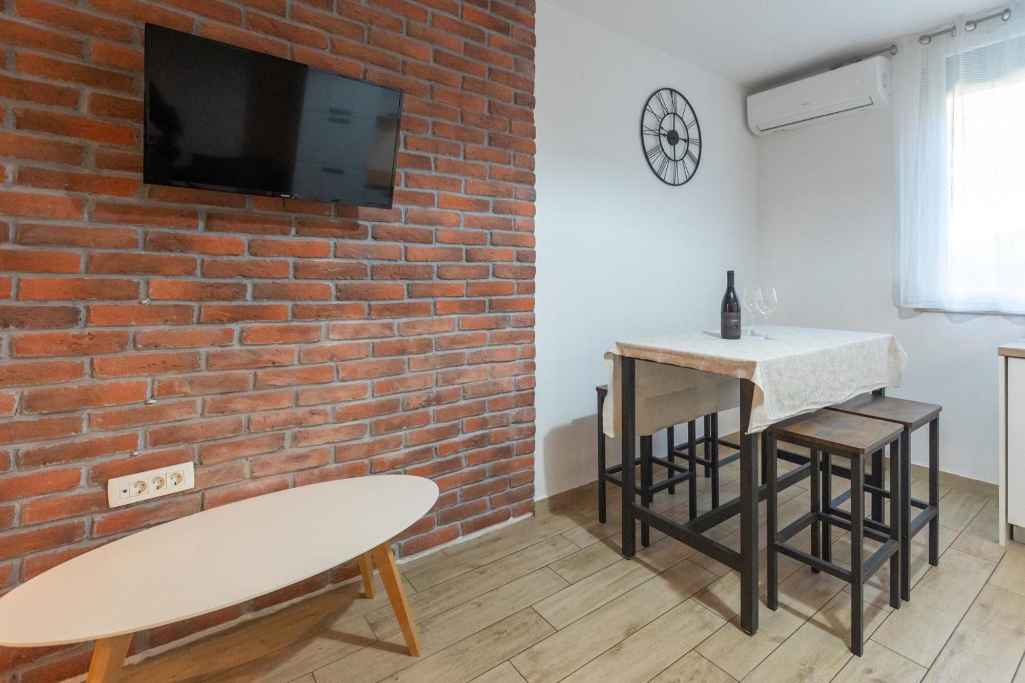 Apartment Deluxe Near The Bridge *