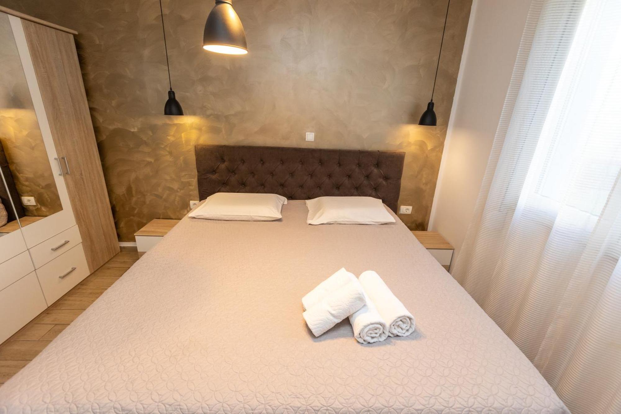 Deluxe Near The Bridge Apartment Zadar